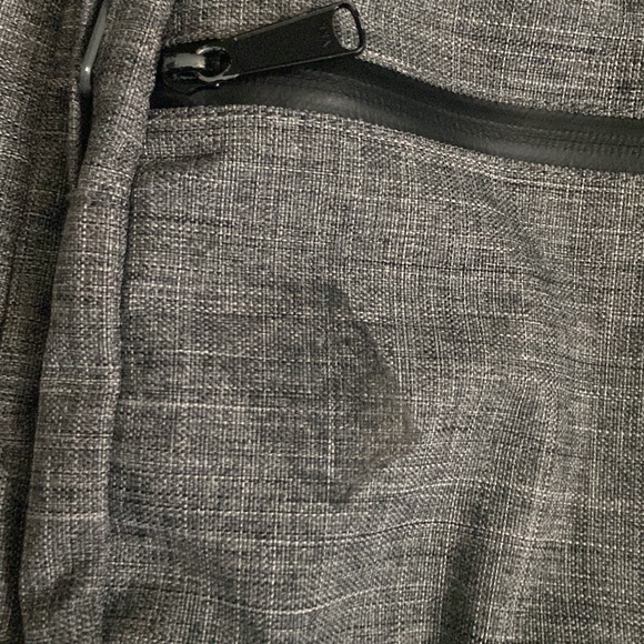 Herschel grey backpack - Picture 5 of 12